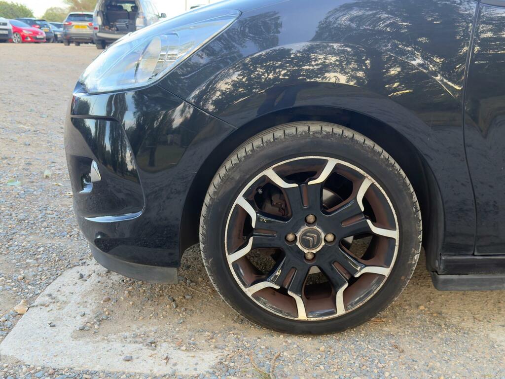 Citroen DS3 1.6L Dstyle Plus White #36