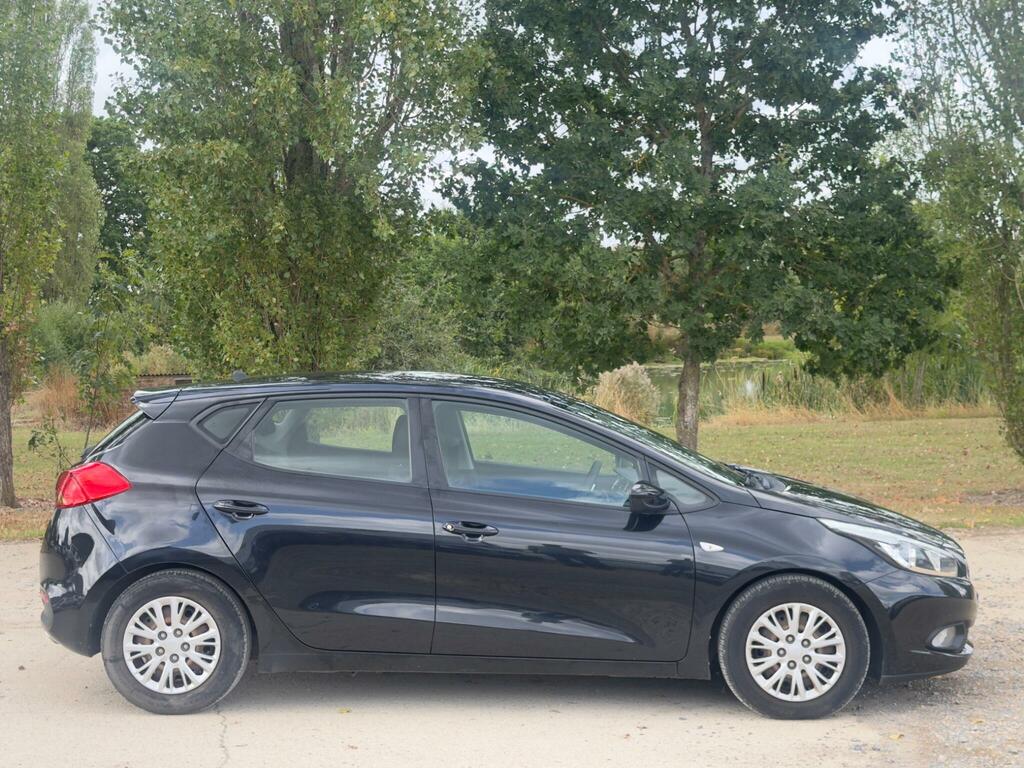 Kia Ceed 1.6 Crdi Ecodynamics 3 Euro 5 Ss Red #8