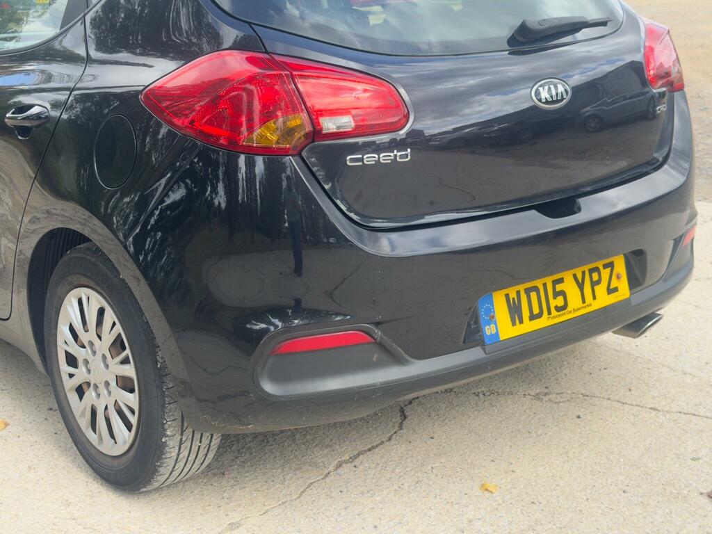 Kia Ceed 1.6 Crdi Ecodynamics 3 Euro 5 Ss Red #31