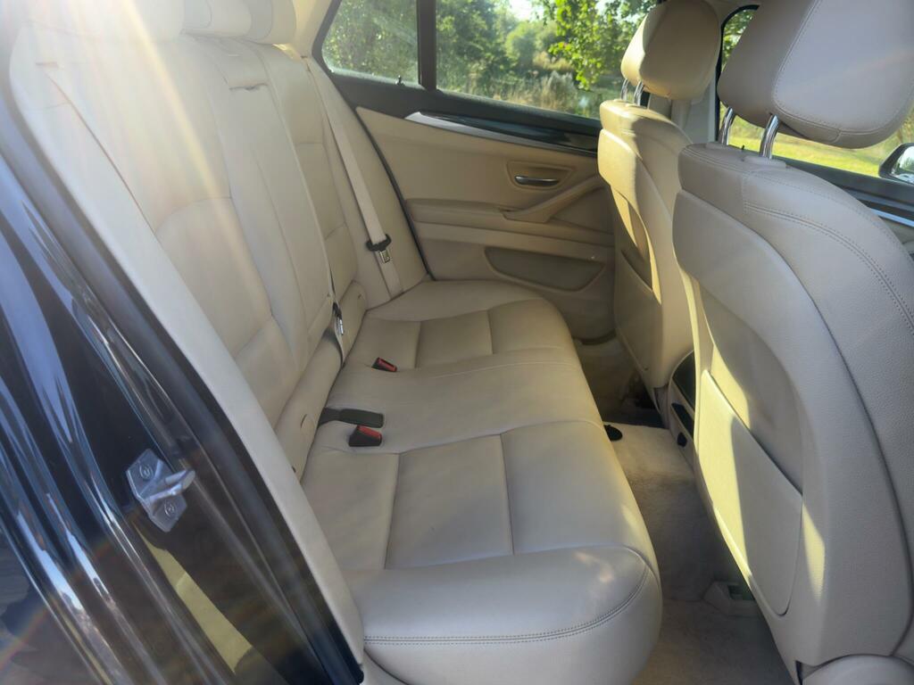BMW 5 Series Se Blue #20