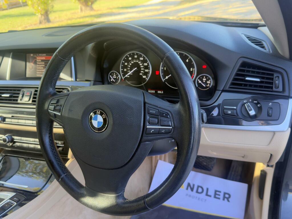 BMW 5 Series Se Blue #17