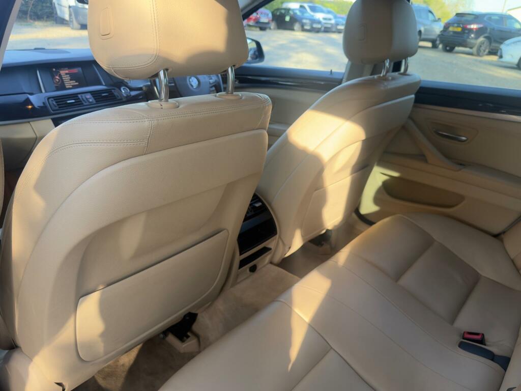 BMW 5 Series Se Blue #34
