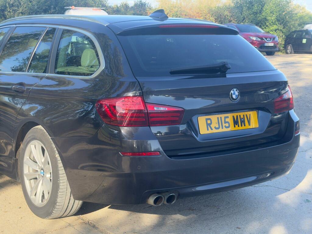 BMW 5 Series Se Blue #32