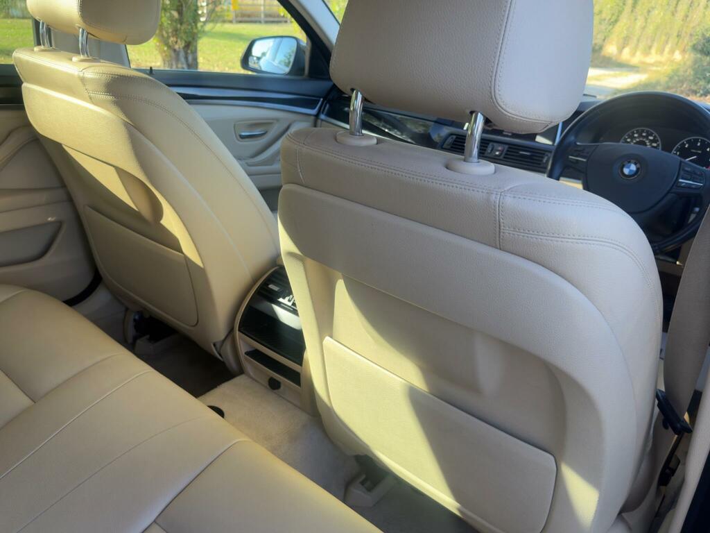 BMW 5 Series Se Blue #23