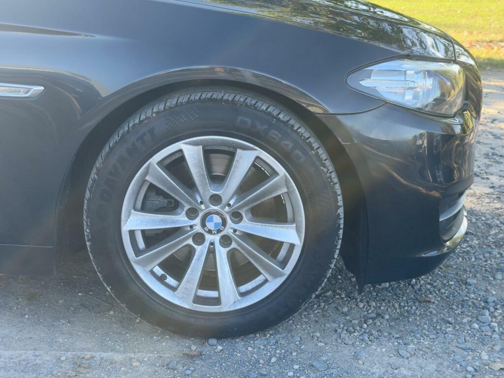 BMW 5 Series Se Blue #9
