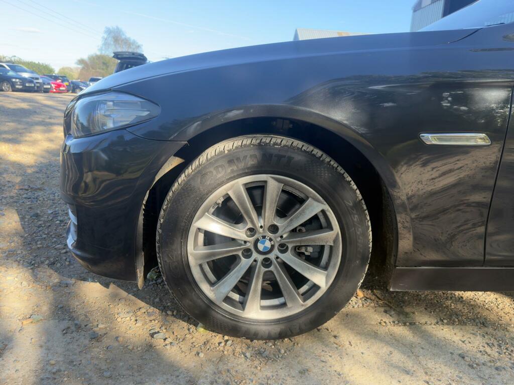 BMW 5 Series Se Blue #45