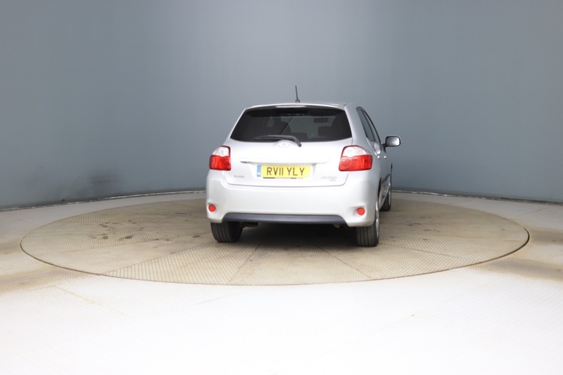 Toyota Auris Valvematic Sr Silver #6