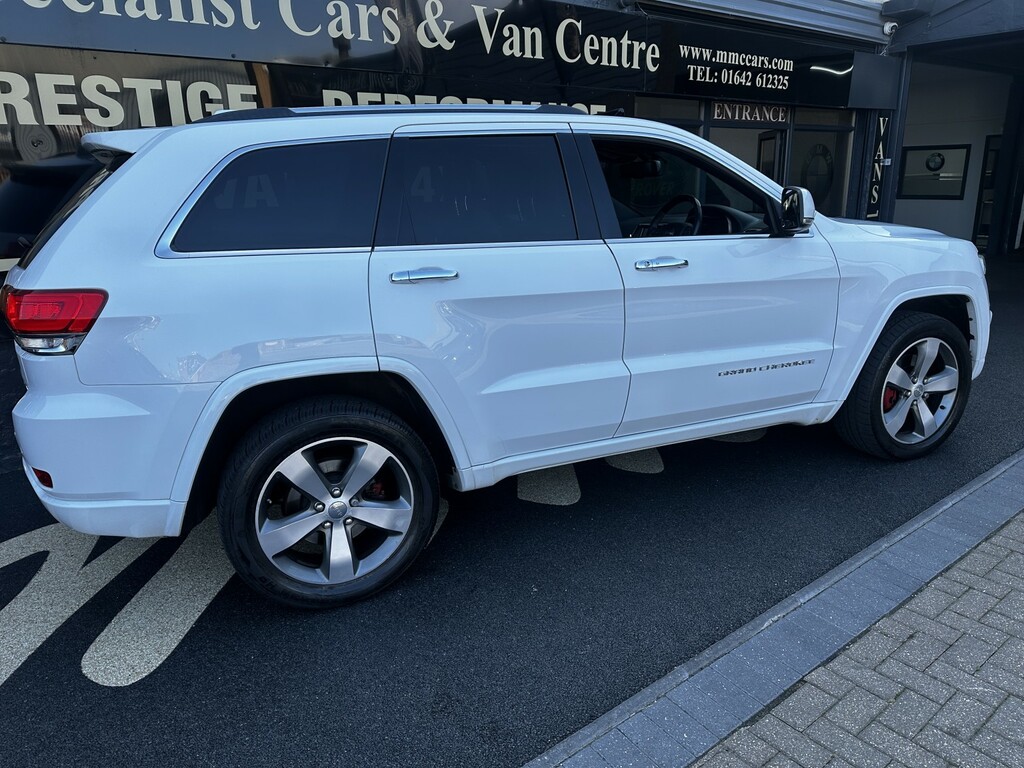 Jeep Grand Cherokee Suv 3.0 Grand Cherokee 3.0L V6 Crd Overland 2016 White #6