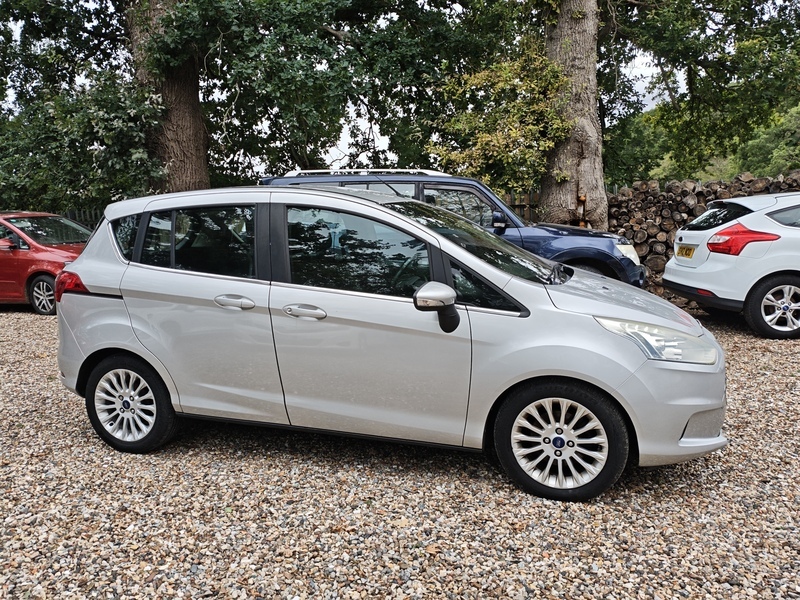 Ford B-Max Titanium Silver #2
