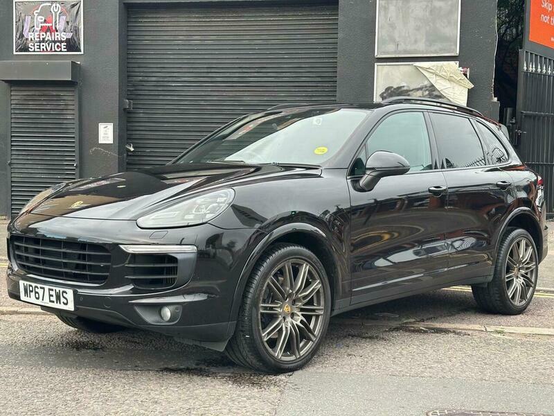 Porsche Cayenne Cayenne D Platinum Edition V6 Tiptronic S A Black #42