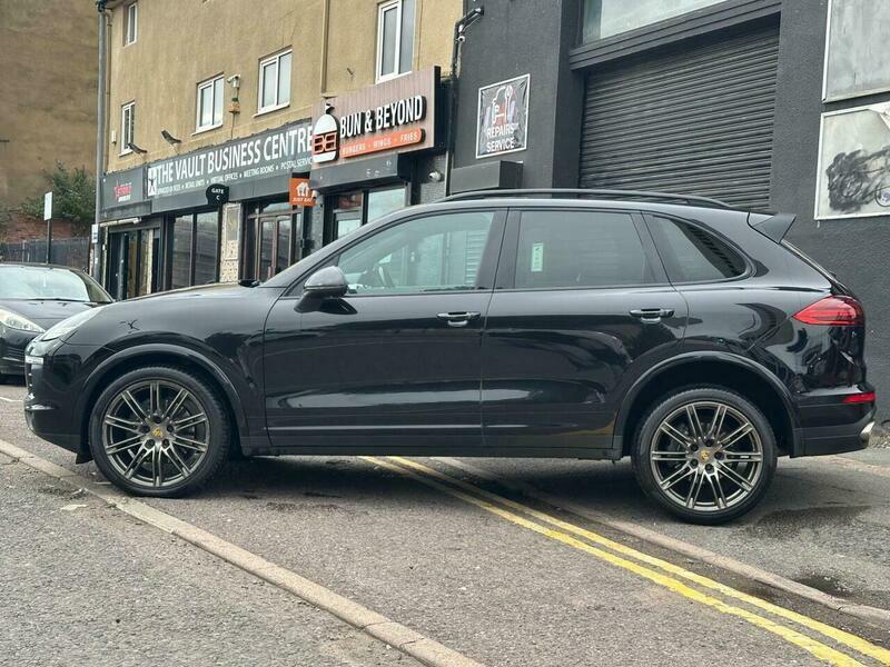 Porsche Cayenne 3.0 Td V6 Platinum Black #6
