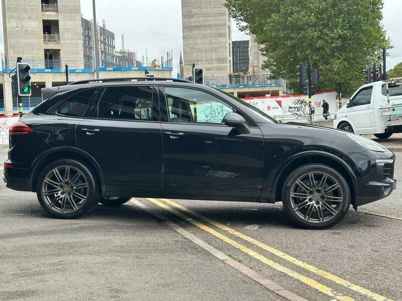 Porsche Cayenne 3.0 Td V6 Platinum Black #5