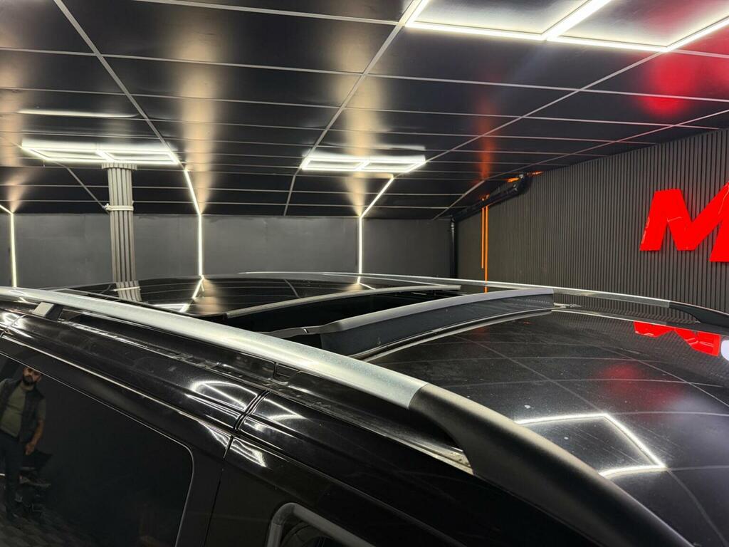 Mercedes-Benz V Class Automatic Black #11