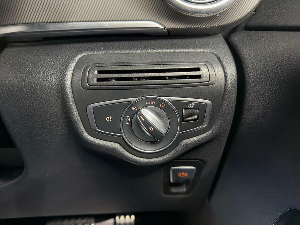 Mercedes-Benz V Class Automatic Black #18