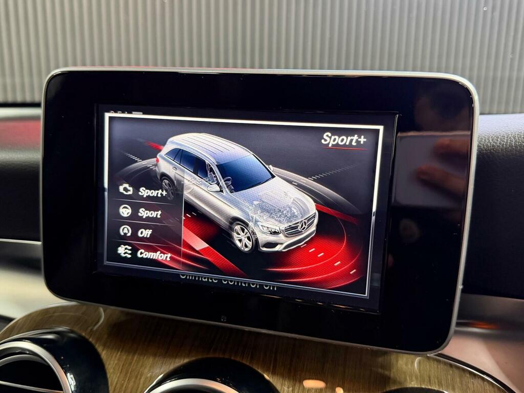 Mercedes-Benz GLC Class Glc 250D 4Matic Sport Black #22