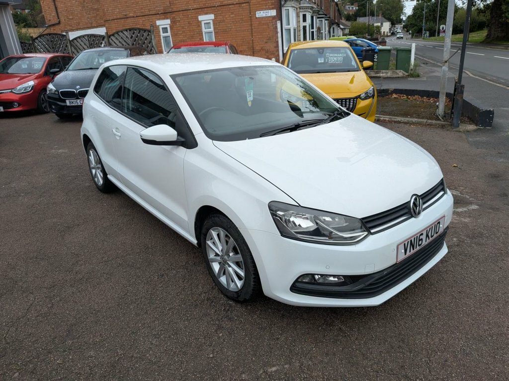 Volkswagen Polo 1L Match White