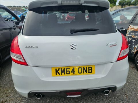 Suzuki Swift Sport White #4