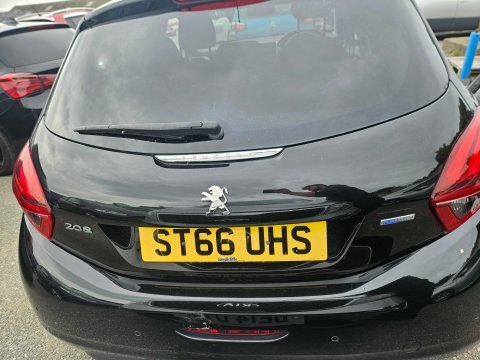 Peugeot 208 Puretech Active White #5