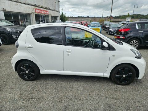 Toyota Aygo Vvt-i Fire Ac White #3