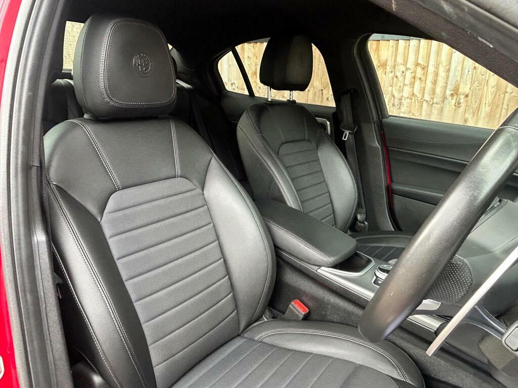 Alfa Romeo Giulia Veloce Blue #34