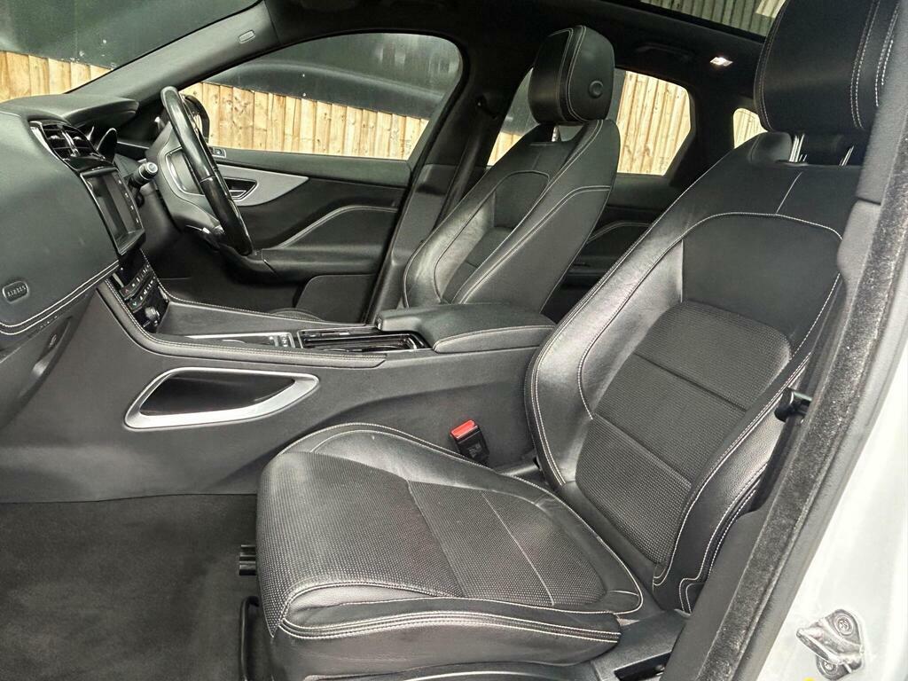 Jaguar F-Pace 2.0 P250i R-sport Awd Euro 6 S S White #4