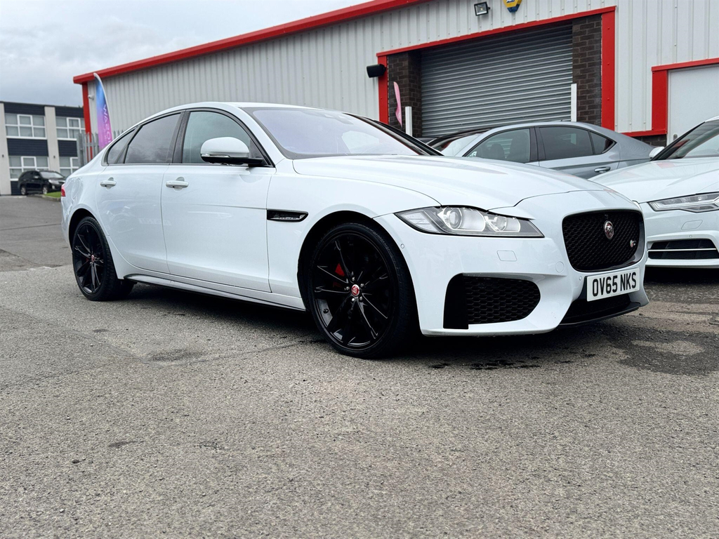 Jaguar XF Automatic White #7