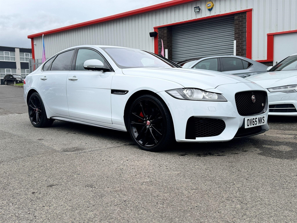 Jaguar XF 3.0D V6 S Euro 6 Ss #6