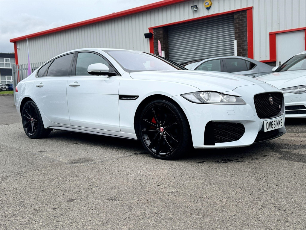 Jaguar XF Automatic White #8