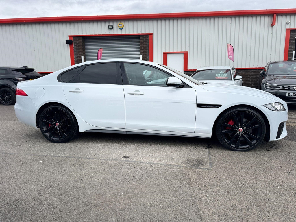 Jaguar XF 3.0D V6 S Euro 6 Ss #5