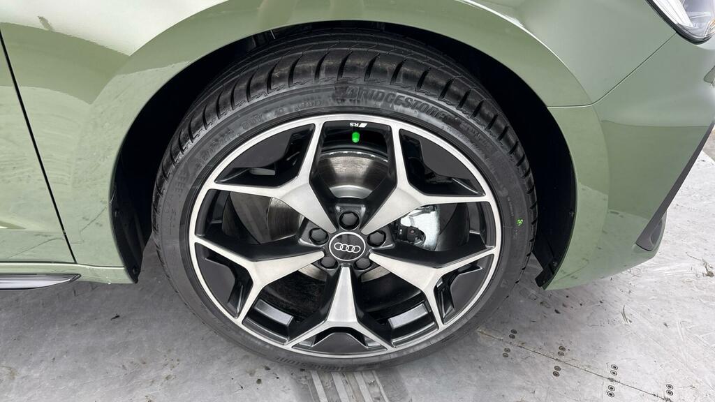 Audi A1 1.0 Tfsi 30 Black Edition Sportback S Tronic Euro Green #4