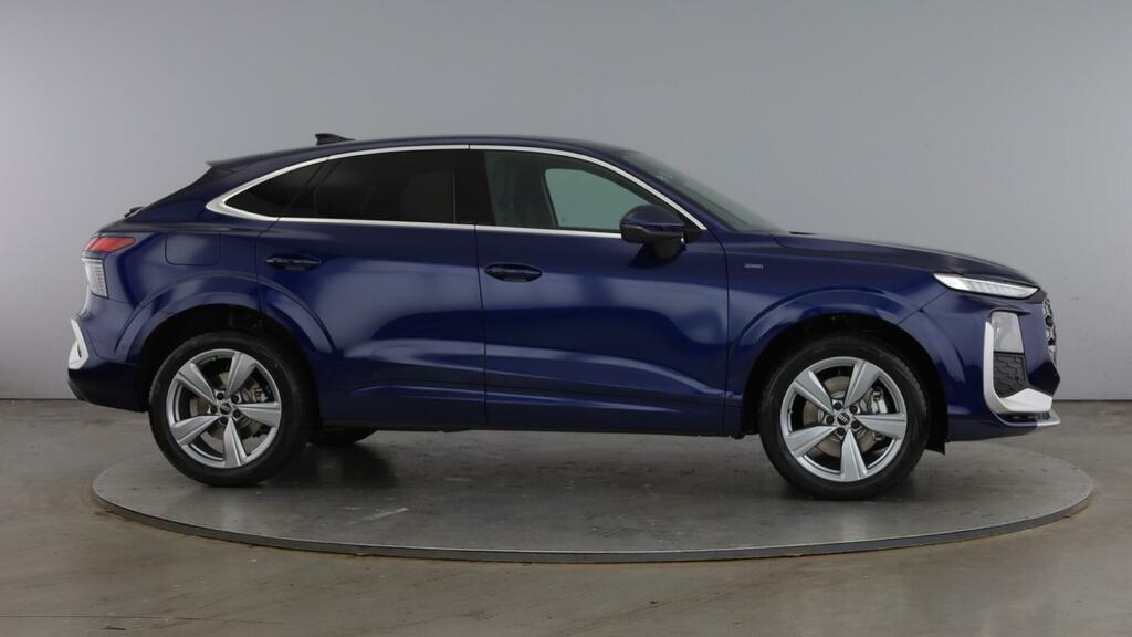 Audi Q3 E-hybrid S Line Sportback S Tronic Euro 6 5-Door 2 Blue #3