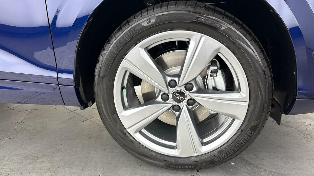 Audi Q3 E-hybrid S Line Sportback S Tronic Euro 6 5-Door 2 Blue #4