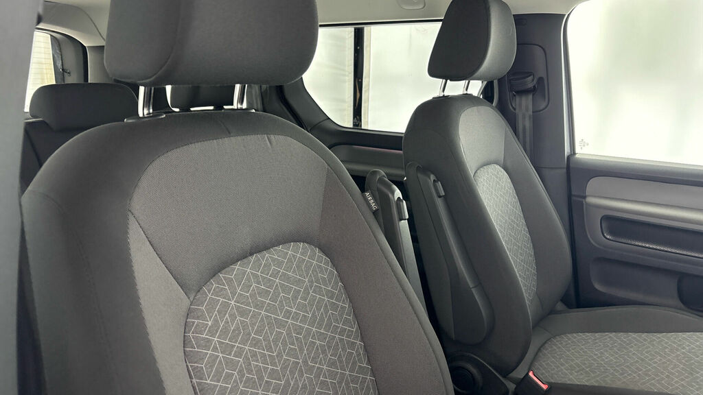 Volkswagen ID.Buzz Style Pro White #20
