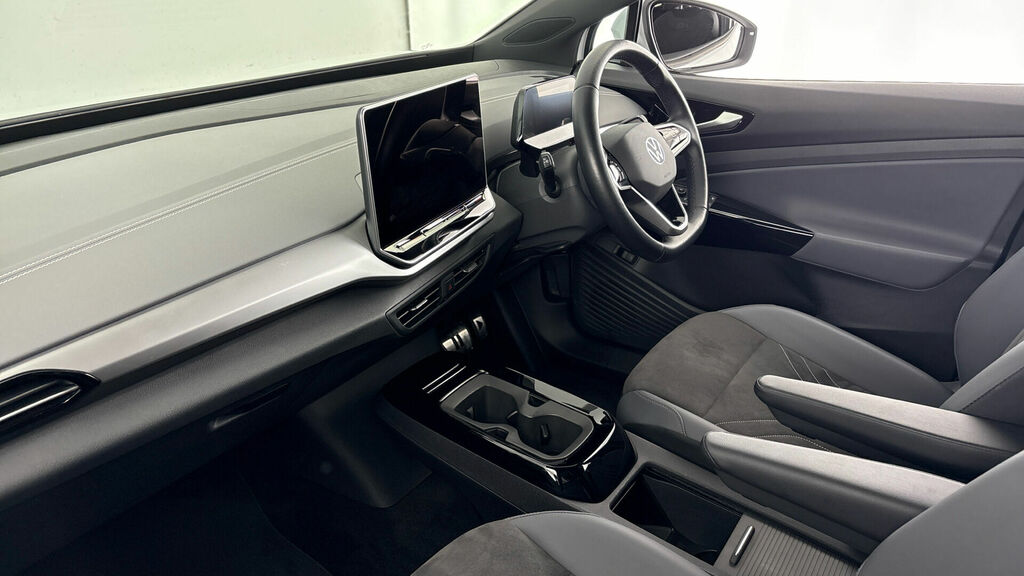 Volkswagen ID.4 Pro 77Kwh Match 5-Door DF74GHX White #2