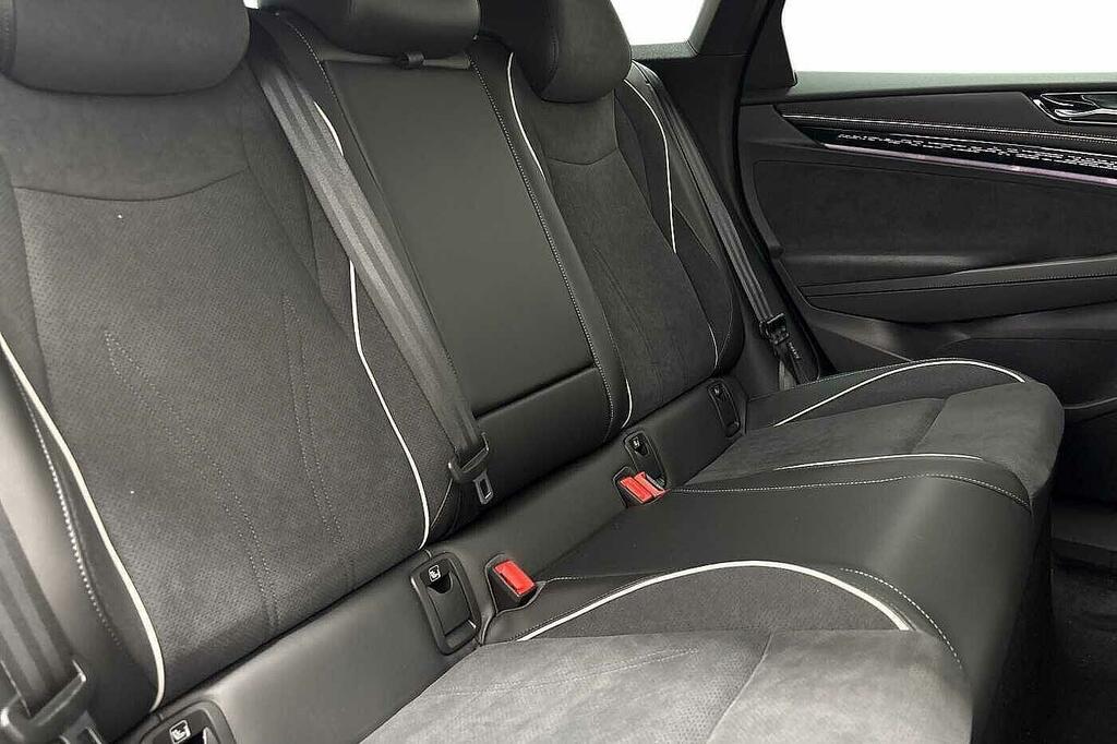 Volkswagen ID.7 Plus Silver #9