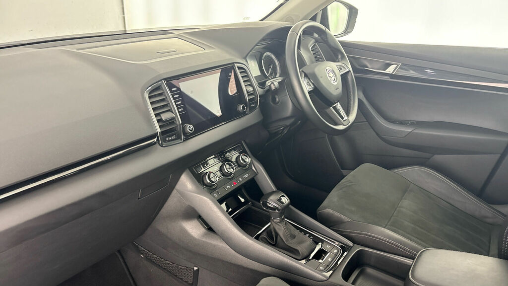 Skoda Karoq Tsi Act Se L Dsg Euro 6 5-Door Black #2