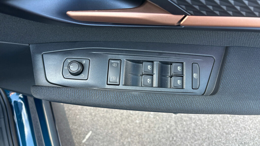 Cupra Born 170Kw E-boost V2 59Kwh Silver #27