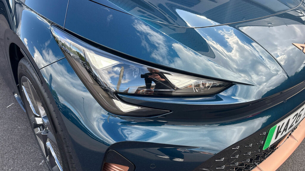 Cupra Born 170Kw E-boost V2 59Kwh Silver #22