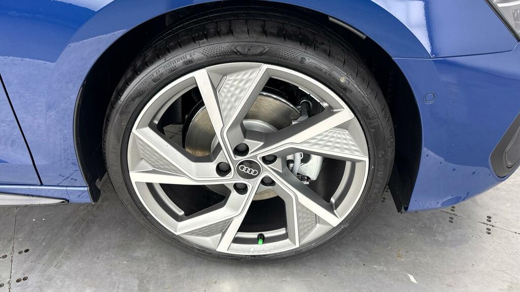 Audi A3 Sportback Black Edition Tfsi 150 Ps S Tronic Blue #4