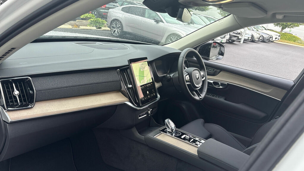 Volvo XC90 2.0 B5 Mhev Plus 4Wd Euro 6 5-Door White #2