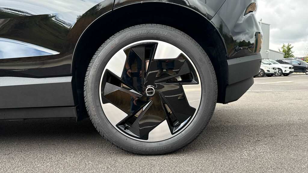 Volvo EX30 P5 Long Range 69Kwh Plus 5-Door Black #5