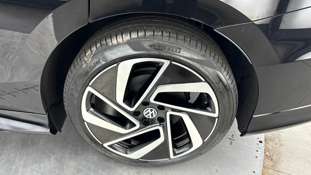 Volkswagen ID.7 Match Pro Grey #33