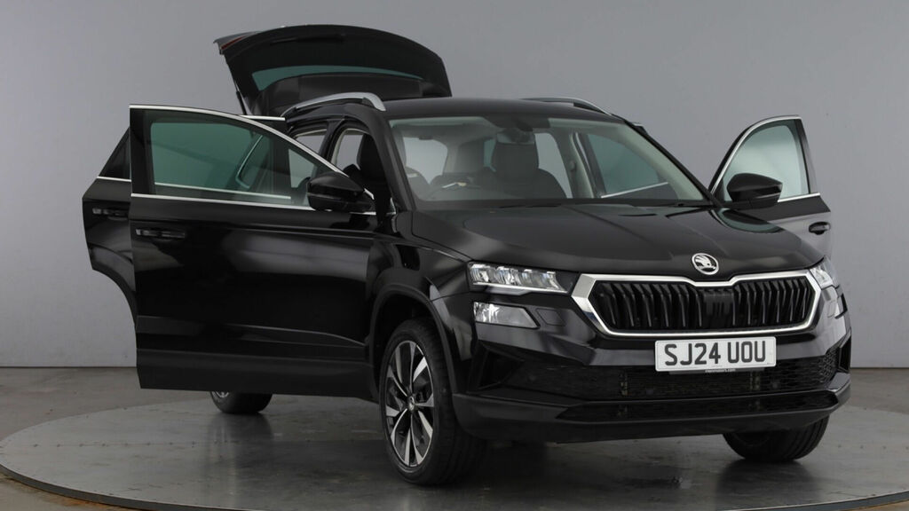 Skoda Karoq Suv White #9