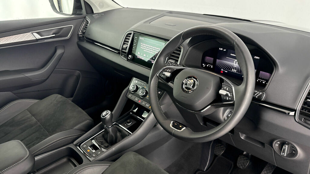 Skoda Karoq Tsi Act Se L Euro 6 5-Door Black #6