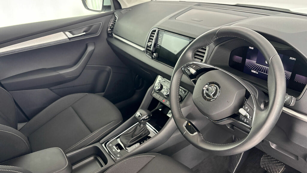 Skoda Karoq Tsi Act Se Drive Dsg Euro 6 5-Door White #6