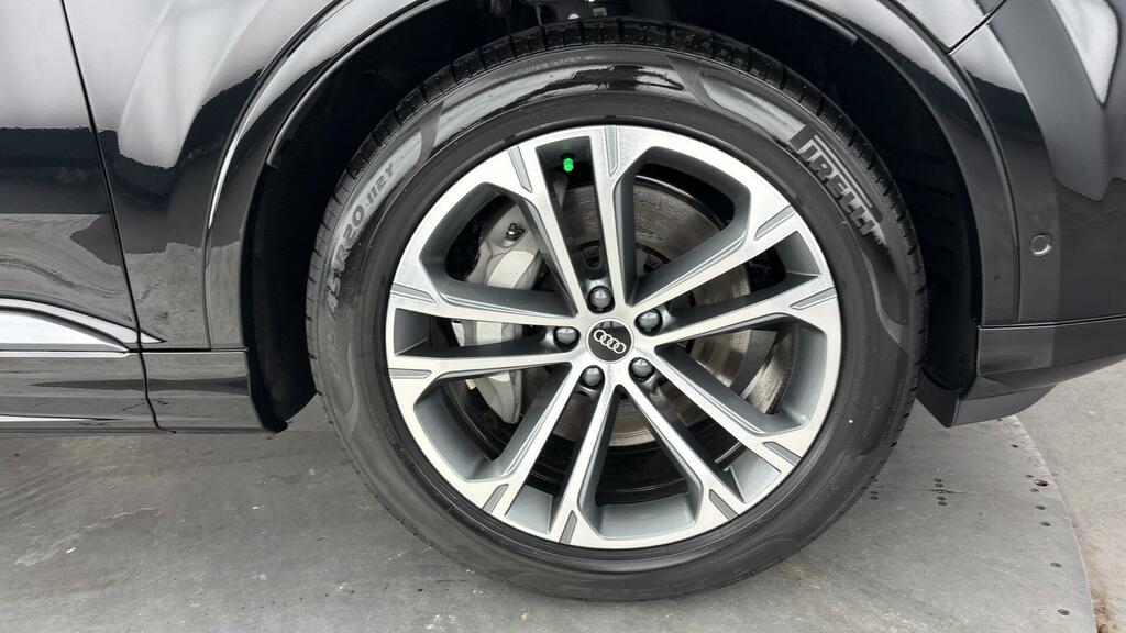 Audi Q7 Suv S Line Tfsi Quattro 340 Ps Tiptronic Black #4