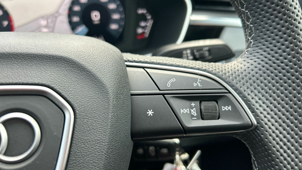 Audi Q3 45 Tfsi E Black Edition S Tronic Tech Pack Grey #24