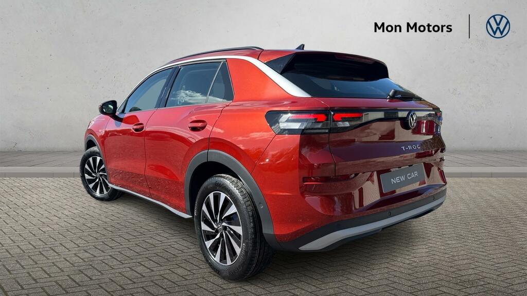 Volkswagen T-Roc New Life 1.5 Etsi 116 Ps 7-Speed Dsg 5-Door Red #2