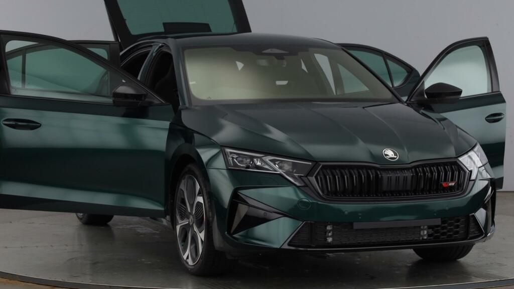 Skoda Octavia Hatch Vrs 2.0 Tsi 265 Ps Dsg Green #6