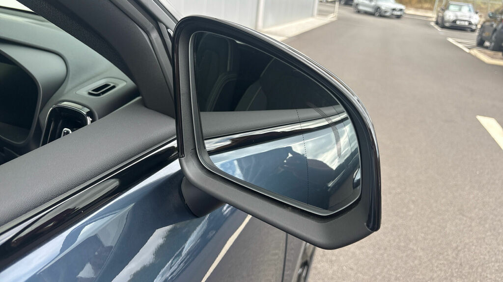 Volvo EX40 Single Motor Extended Range 82Kwh Ultra Black Edit  #18